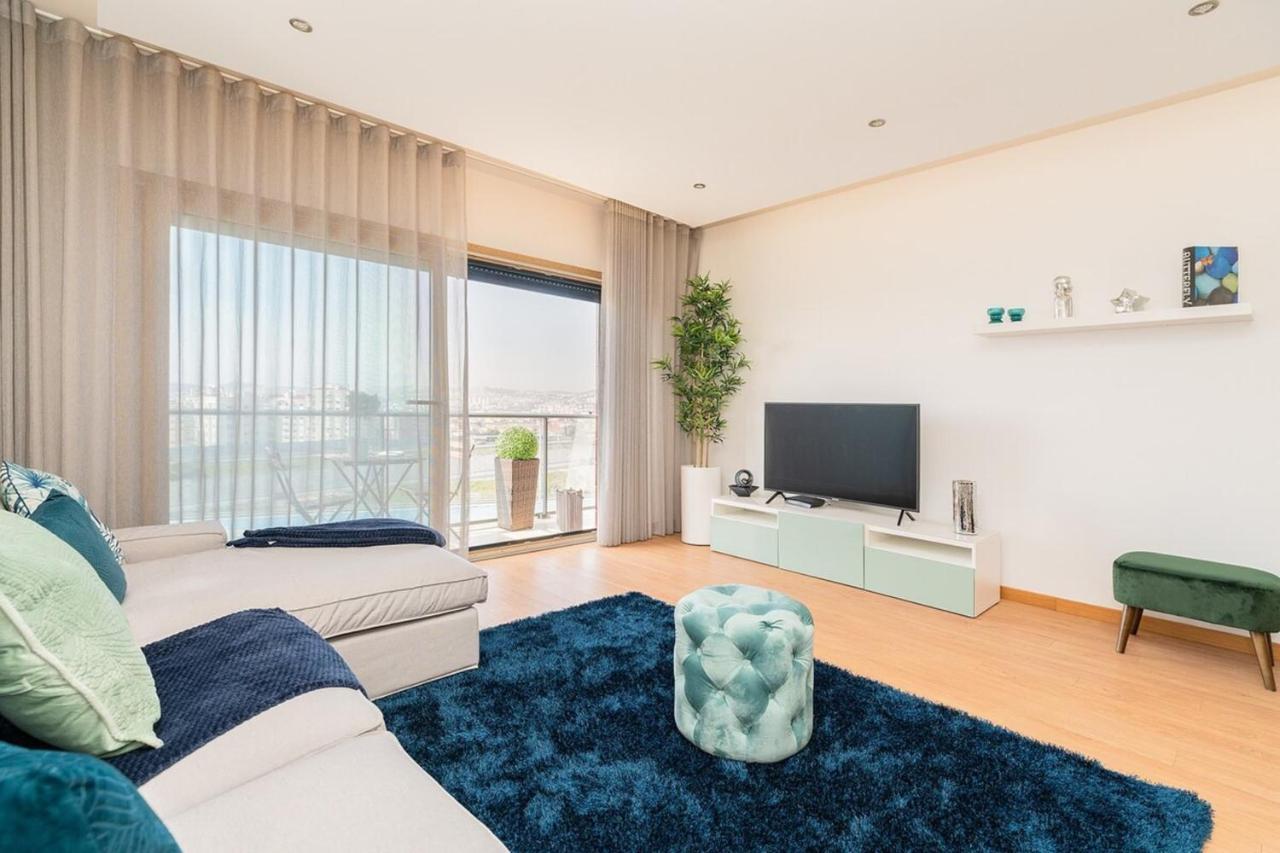Modern Deco Apartment With Balcony Lissabon Buitenkant foto